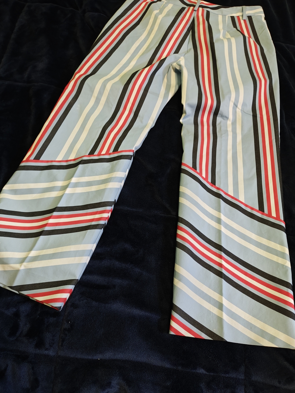 Striped Wide Leg Pants in Light Blue, Red & Black. Excellent Condition 8